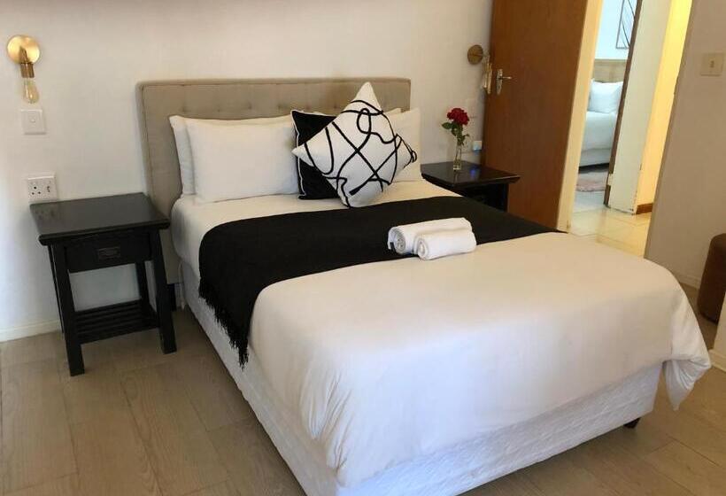 مبيت وإفطار Bluebanana Lodge