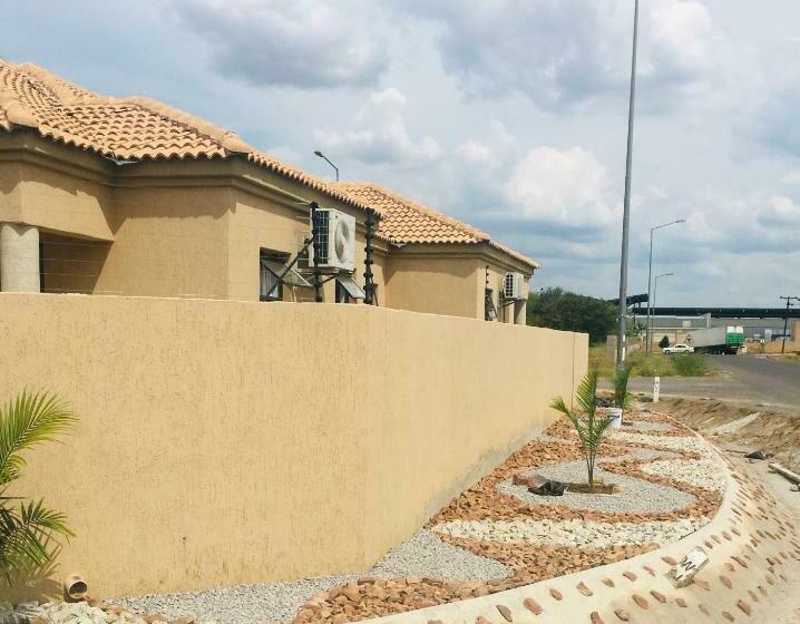 Bed and Breakfast Infinity Bnb Gaborone