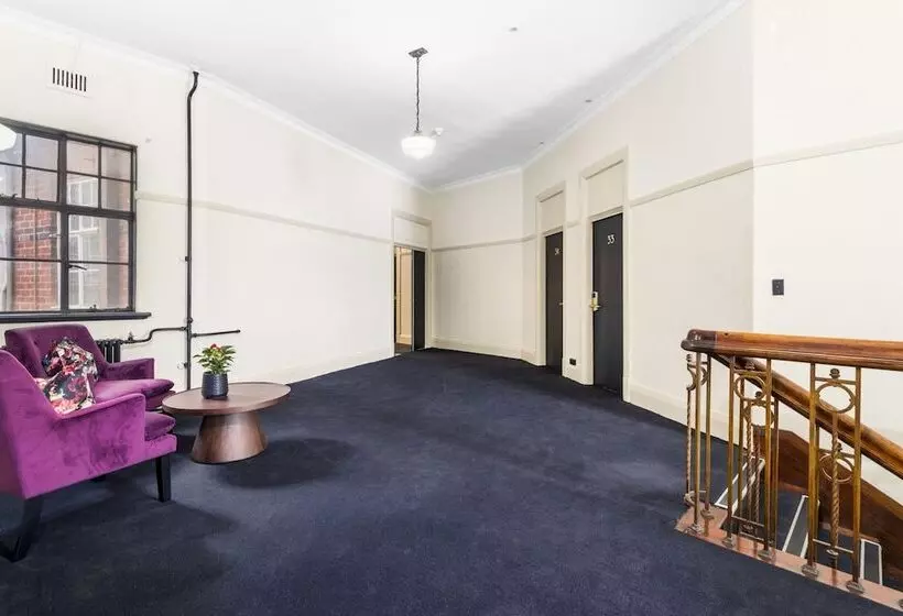 ホテル Queanbeyan Canberra