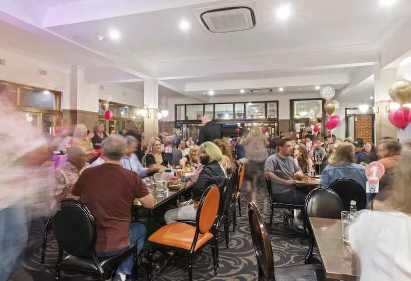 ホテル Queanbeyan Canberra