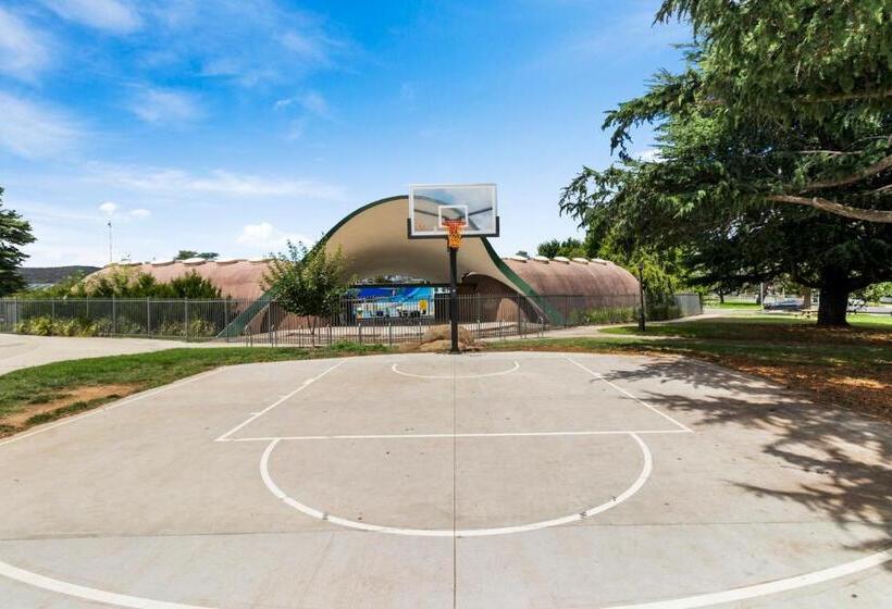 בית מלון כפרי Queanbeyan Canberra