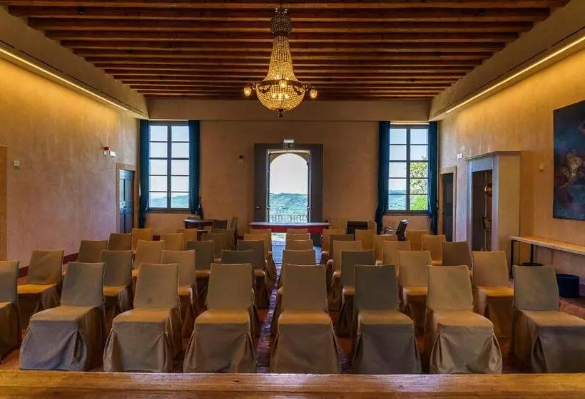 Hotelli Villa Balis Crema Verona Hills   Adults Only