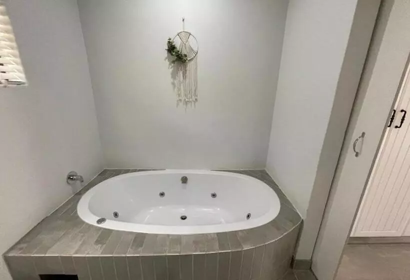 Majatalo Guest House On Gillian Unit 6