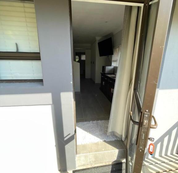 פנסיון Guest House On Gillian Unit 6