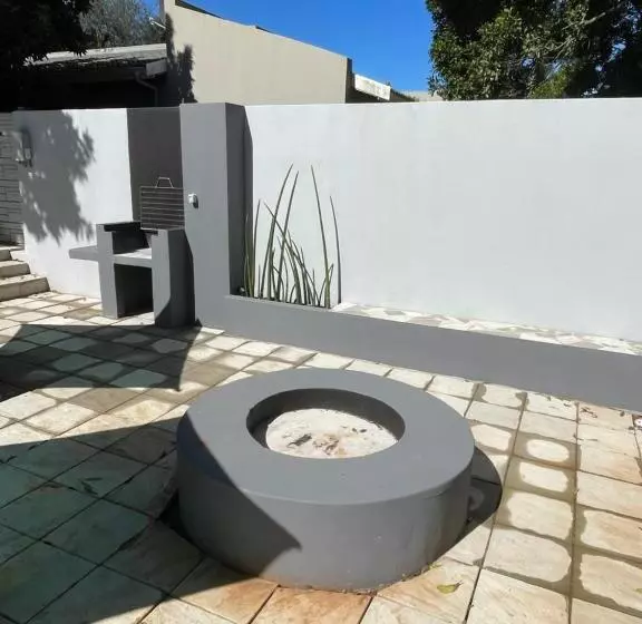 Majatalo Guest House On Gillian Unit 6