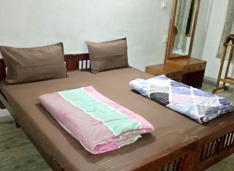 민박 Kumaragiri Cottages Kodaikanal