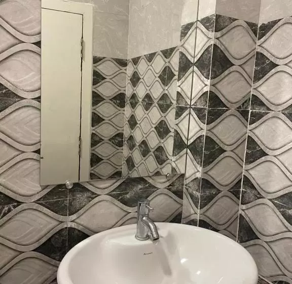 Hotelli Royal Embassy