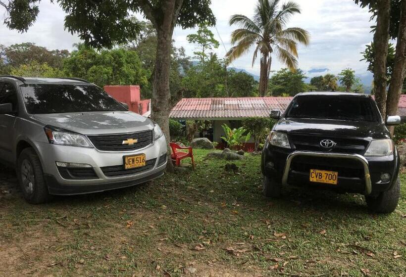 膳宿费 Finca La Belleza Villeta