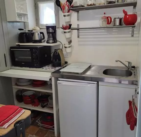 Majatalo Ma Chambre D Amis