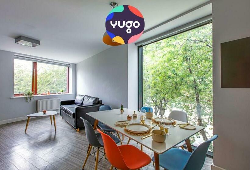 Yugo Explore Broadstone Hall