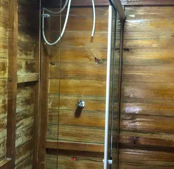 Retkeilymaja Colinas Do Braga Chalés