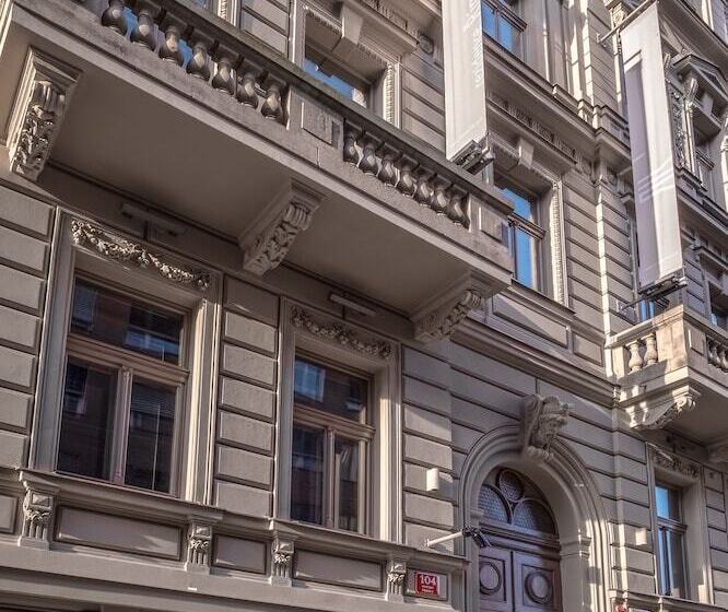 Aparthotel Rimska 14