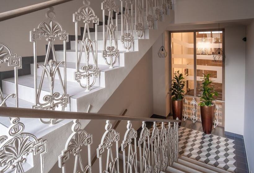 Aparthotel Rimska 14