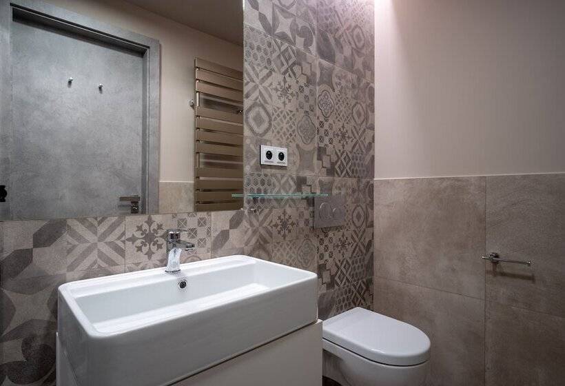 Aparthotel Rimska 14