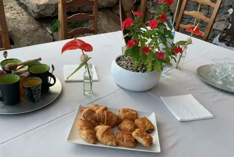 Aamiaismajoitus (B&B) U Sognu