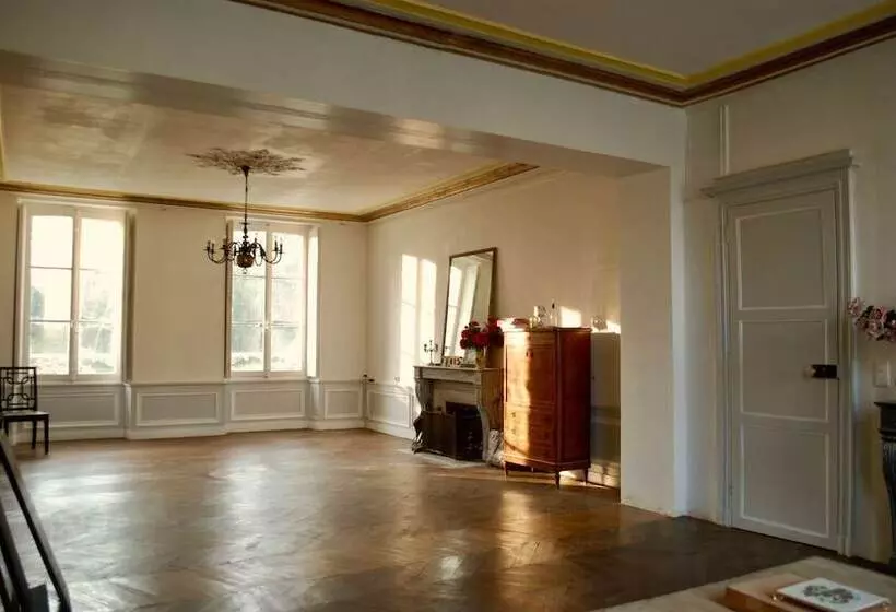 Aamiaismajoitus (B&B) Yxie   Manoir Des Arts