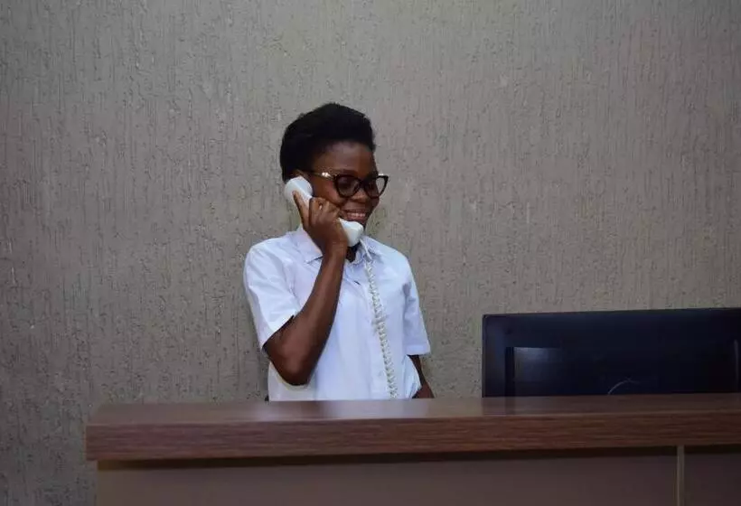 ホテル Absor Royal