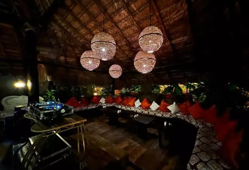هتل Luhme Tulum Hostel