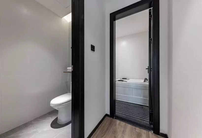 银座精宿酒店   济南泺源大街泉城广场宽厚里店