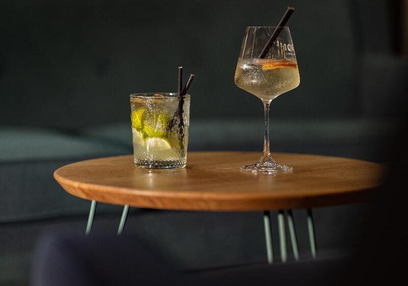 Отель Eklo Toulouse