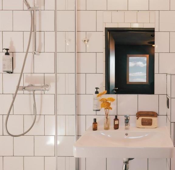 Отель Eklo Toulouse