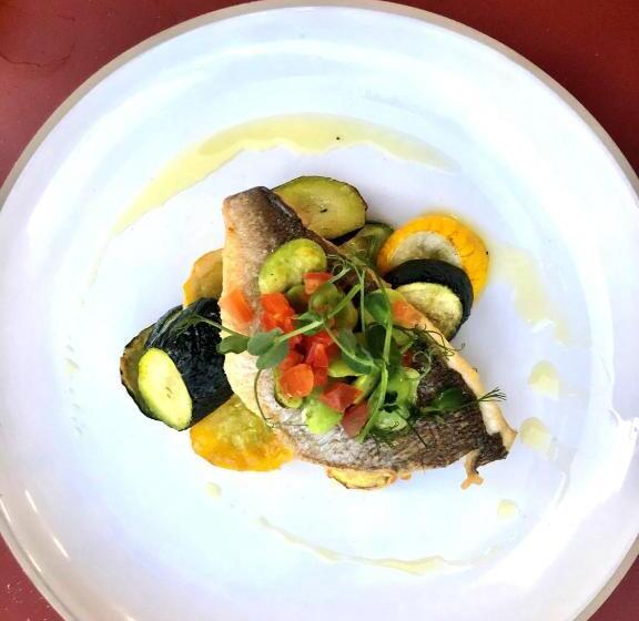 Отель Eklo Toulouse