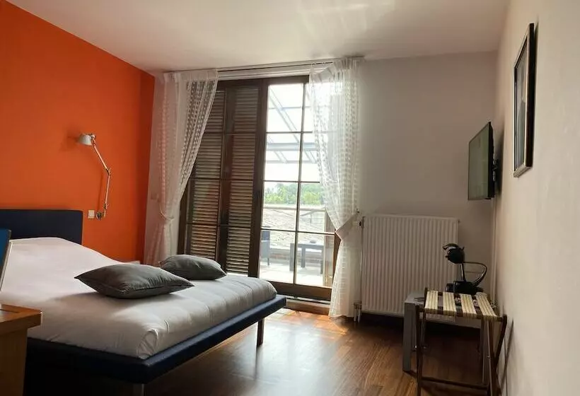 Hotelli Hôtel Du Vieux Moulin