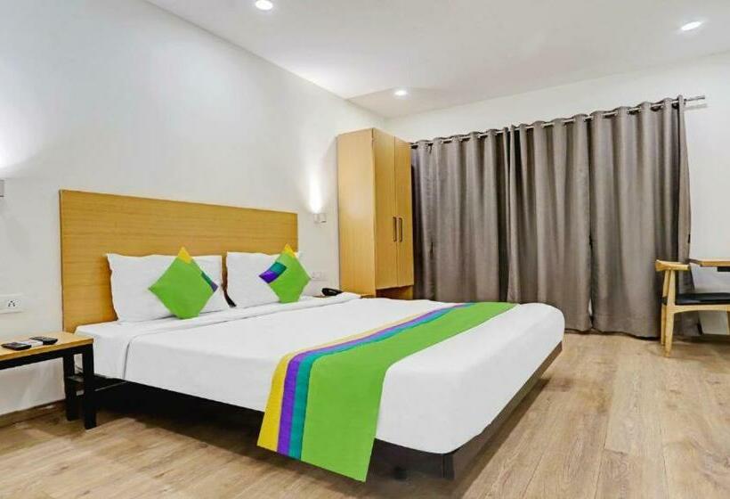 בית מלון כפרי Orient Avenue