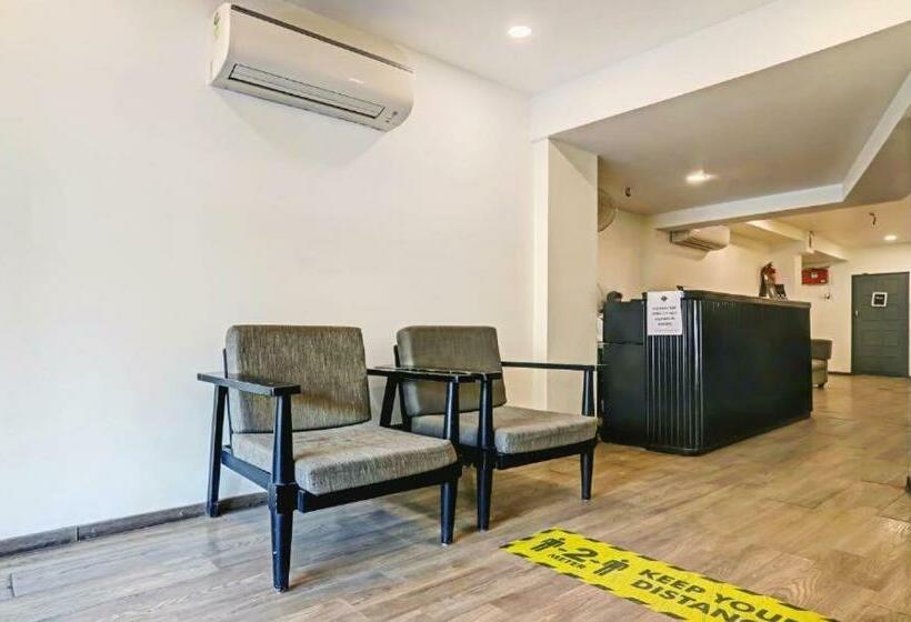 בית מלון כפרי Orient Avenue