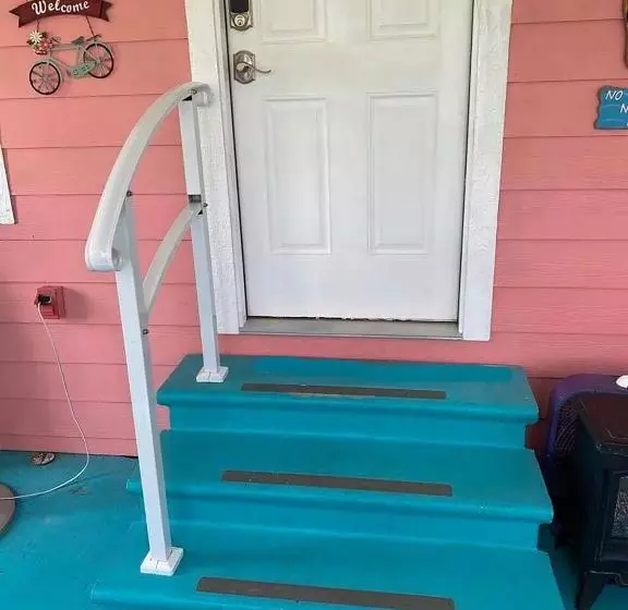 Majatalo Coastal Cottage Bay House