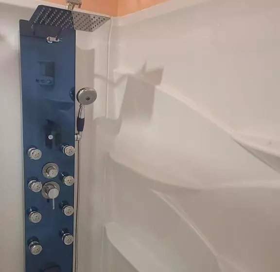 Majatalo Coastal Cottage Bay House