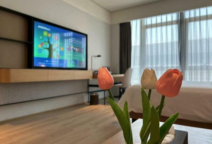 Hotel Sunstone Plaza