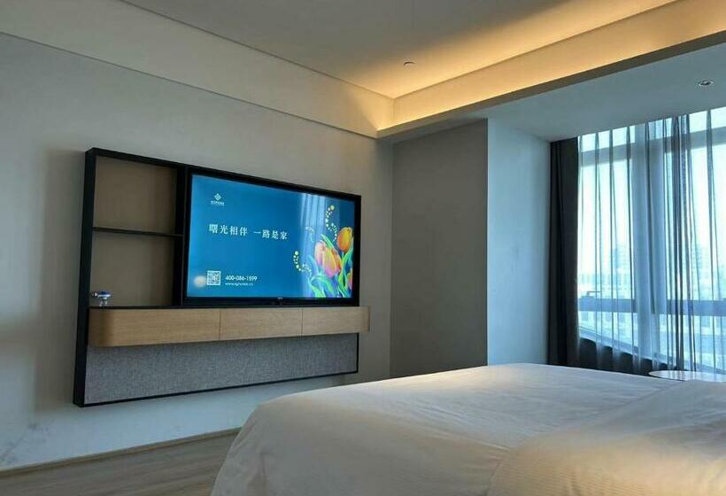 Hotel Sunstone Plaza