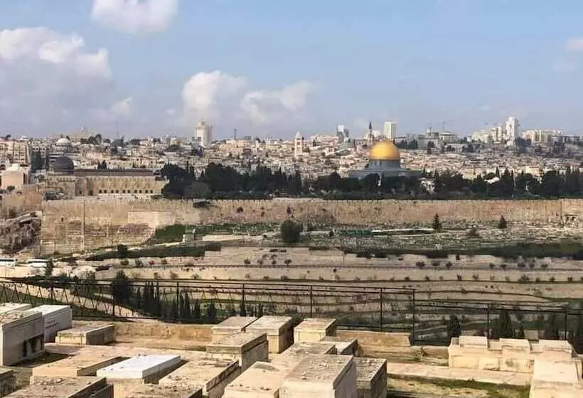 Aamiaismajoitus (B&B) The Colony