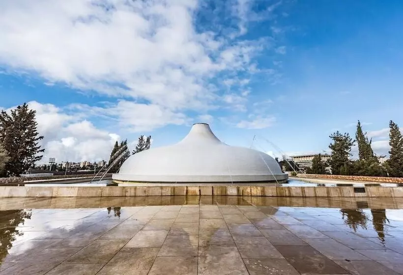 Aamiaismajoitus (B&B) The Colony