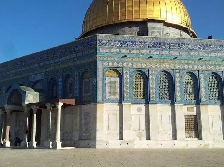 Aamiaismajoitus (B&B) The Colony