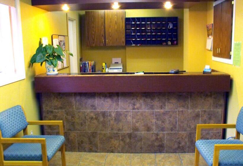 Canadas Best Value Inn Mile 0 Motel Lillooet