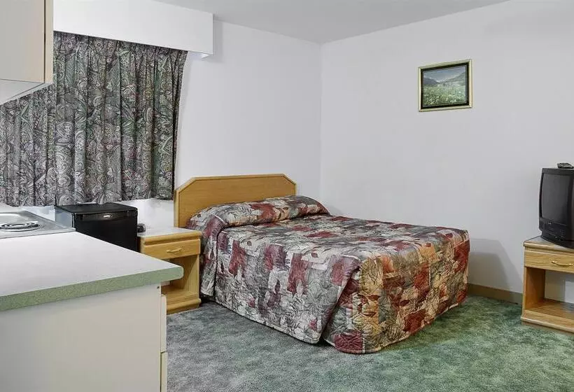 Canadas Best Value Inn Mile 0 Motel Lillooet