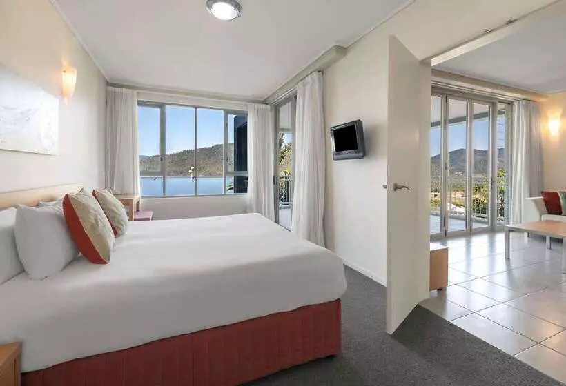 ホテル Club Wyndham Airlie Beach
