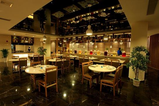 酒店 Fortune International Holiday