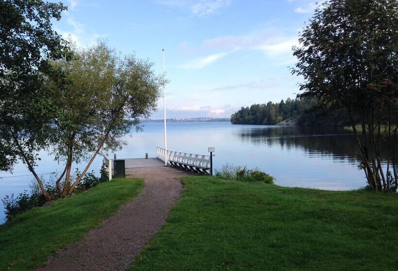 בית מלון כפרי Görvälns Slott