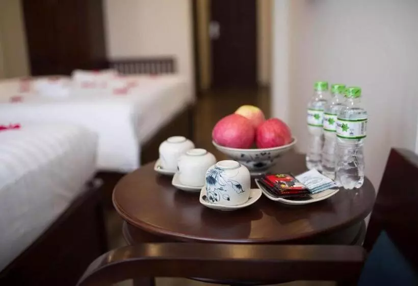 ホテル Holiday Emerald