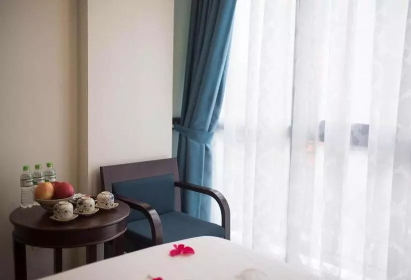 ホテル Holiday Emerald