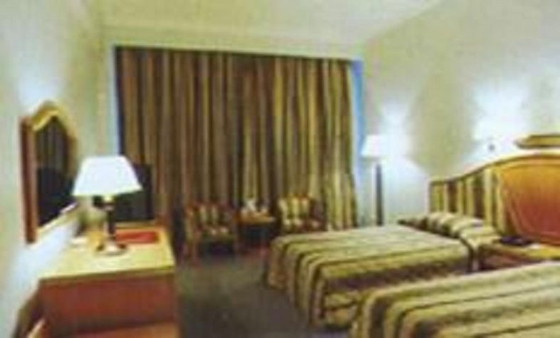 Otel Huamao Airport Business