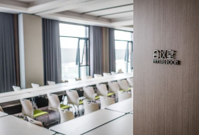 호텔 Ibis Styles Yangzhou Baixiang Rd