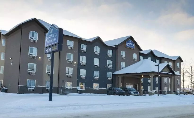 Hotel Lakeview Inns & Suites Fort Nelson