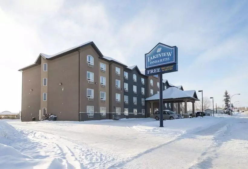 Hotel Lakeview Inns & Suites Fort Nelson