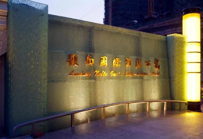 Hotelli Leading Noble Business