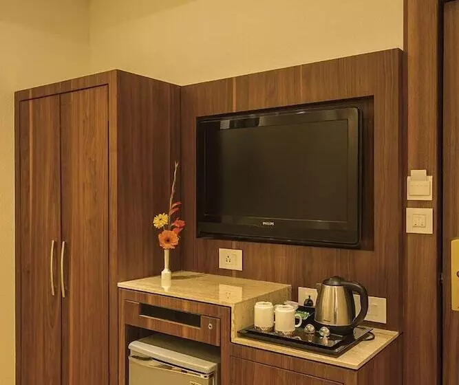 Hotel Regenta Inn Embassy