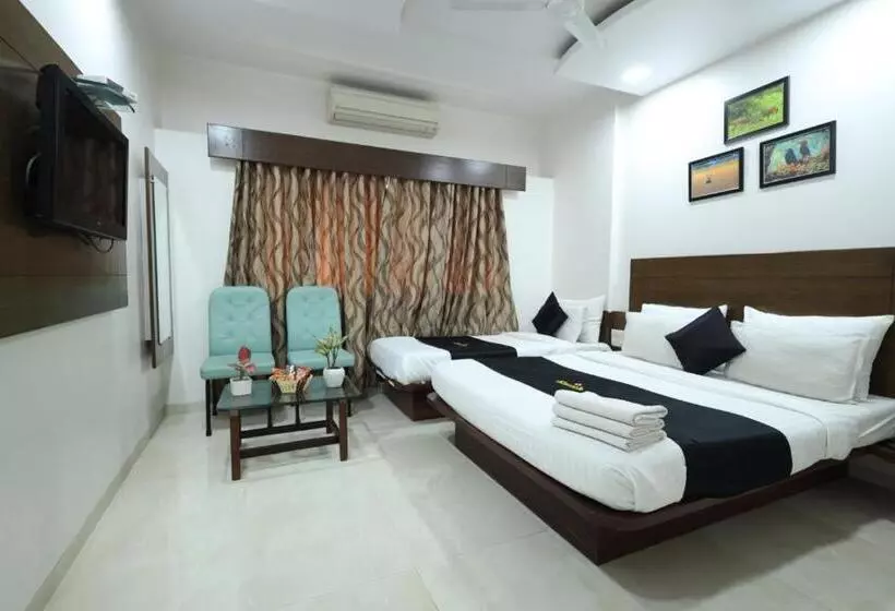 Saish Hotel Shirdi